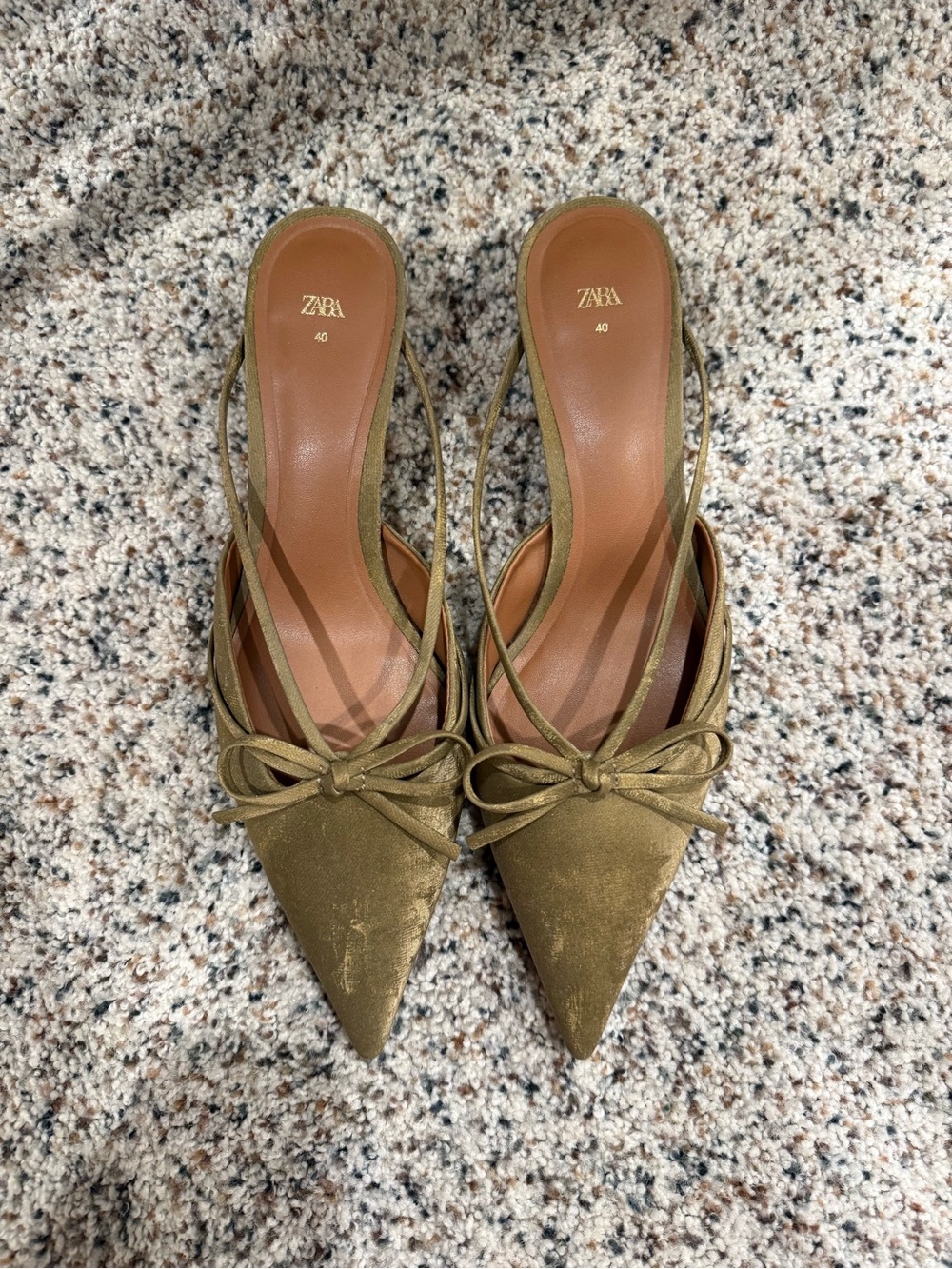 ZARA Olive Green Pointed Toe Kitten Heels